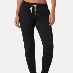 Velvet Black Label by Graham & Spencer